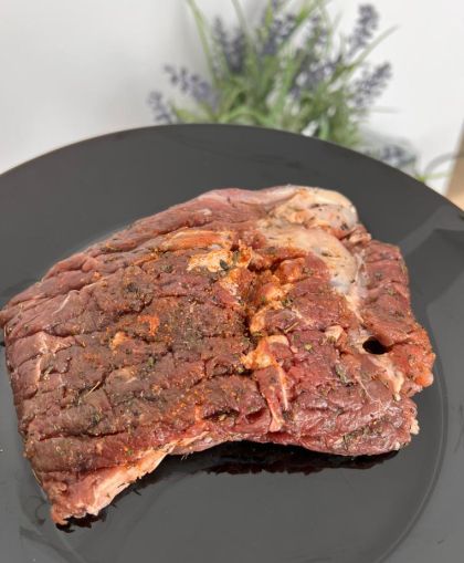 Pastrama berbecut pentru gratar 