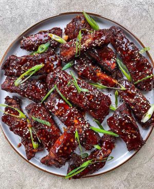 Costite porc lipicioase - sticky ribs.
