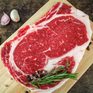 Antricot de vita maturat - Black Angus Romania.