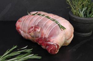 Pulpă de miel Noua Zeelandă fără os – carne fragedă și gustoasă