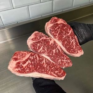 striploin wagyu australia maturata